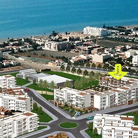 Atico En La Playa Con Piscina Y Golf Apartamento *