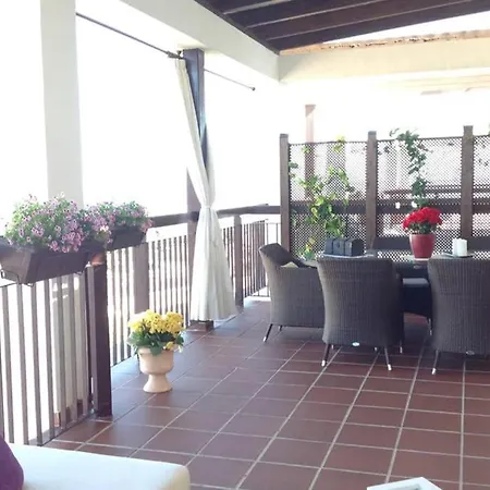 Atico En La Playa Con Piscina Y Golf Apartment Torre de Benagalbon