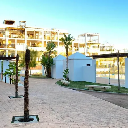 Atico En La Playa Con Piscina Y Golf Apartamento
