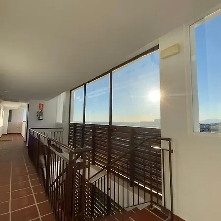 Atico En La Playa Con Piscina Y Golf Torre de Benagalbon